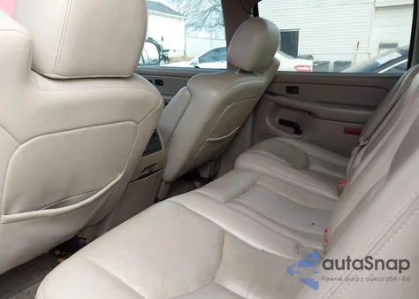 2005 Chevrolet Avalanche 1500 Z71 z USA, uszkodzony, nr VIN 3GNEK12Z55G165036